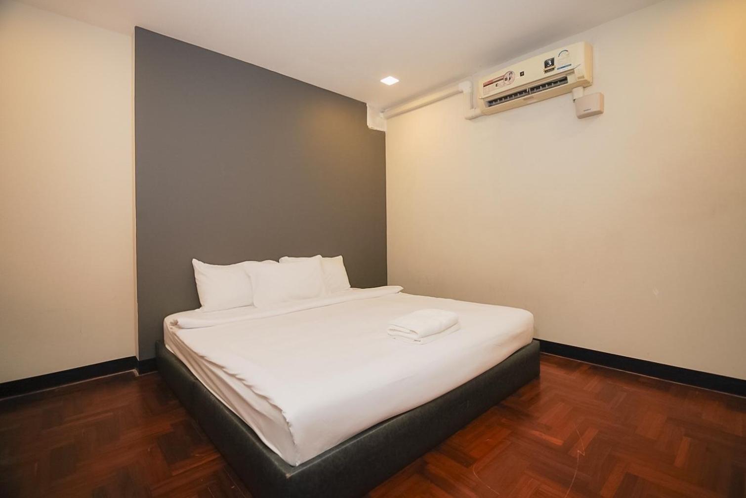 โกอินน์ สีลม - สถานีรถไฟฟ้าเซนต์หลุยส์ Go Inn Silom - Bts Saint Louis Bangkok Eksteriør billede